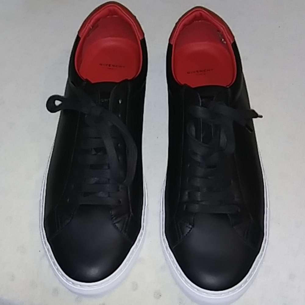 Givency urban lows